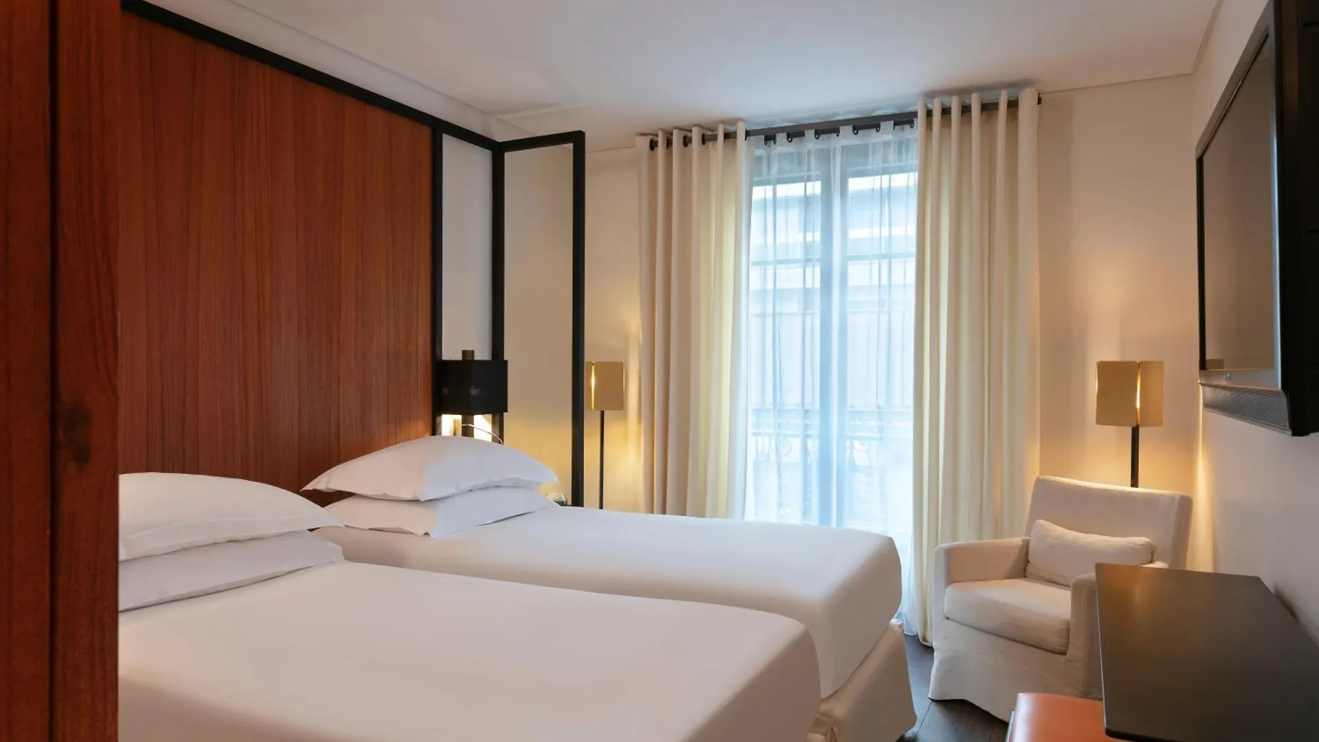 Le Metropolitan, Paris Tour Eiffel, A Tribute Portfolio Hotel